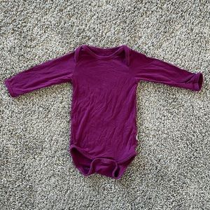 Kyte Baby Dahlia long sleeve bodysuit